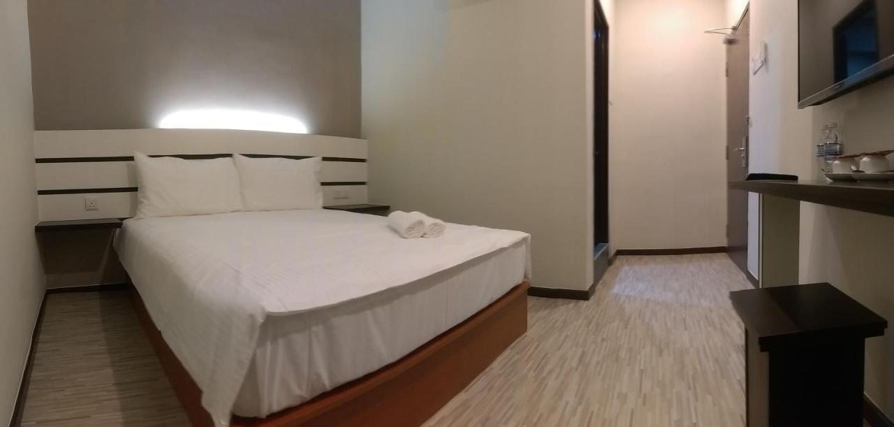 Hotel Zamburger Kuala Selangor Exterior foto