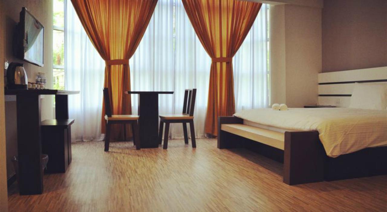 Hotel Zamburger Kuala Selangor Exterior foto